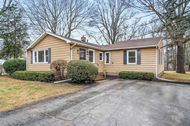 605 Coolidge Avenue, Kalamazoo, MI 49006