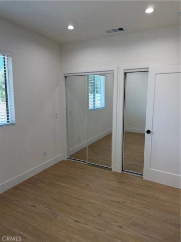 8823 Delco Ave, Winnetka, CA 91306