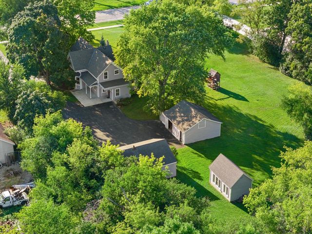 7582 S 51st STREET, Franklin, WI 53132