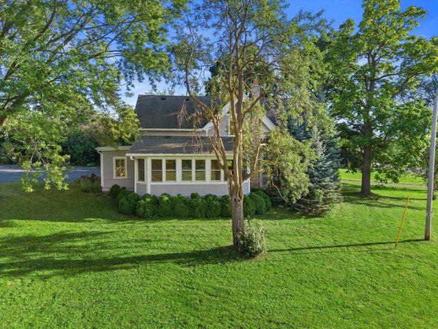 7582 S 51st STREET, Franklin, WI 53132