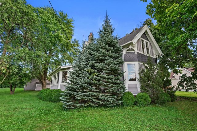7582 S 51st STREET, Franklin, WI 53132
