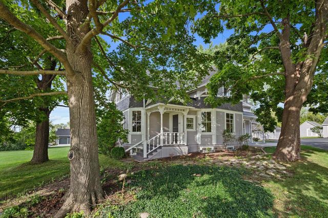 7582 S 51st STREET, Franklin, WI 53132