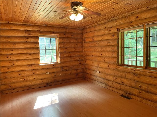 190 Sara Lane, Kennerdell, PA 16374