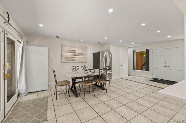 11 Cliff Court, Monroe, NY 10950