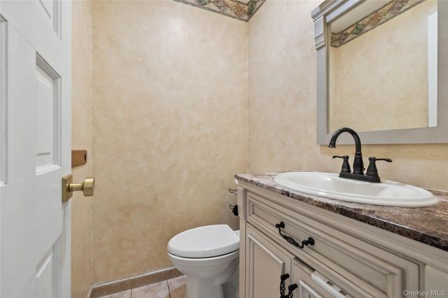 11 Cliff Court, Monroe, NY 10950