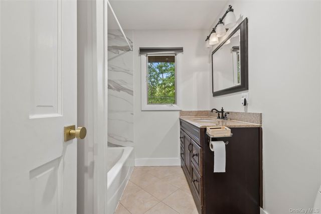 11 Cliff Court, Monroe, NY 10950