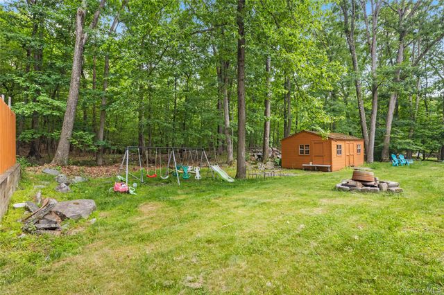 11 Cliff Court, Monroe, NY 10950
