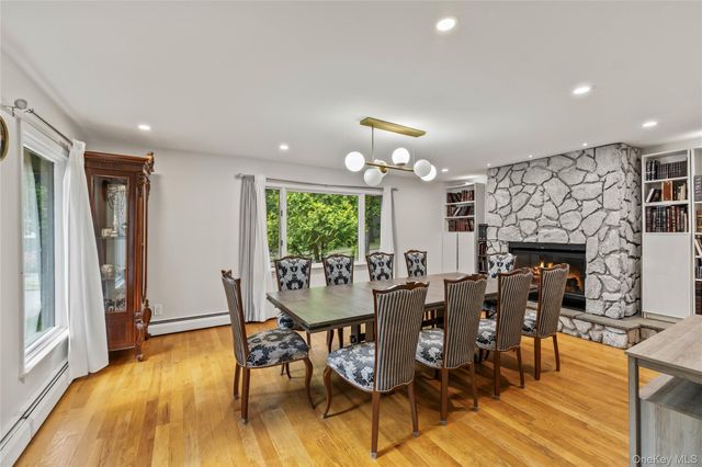 11 Cliff Court, Monroe, NY 10950