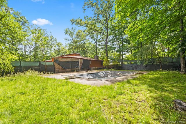 11 Cliff Court, Monroe, NY 10950
