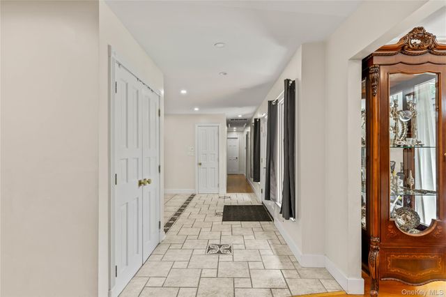 11 Cliff Court, Monroe, NY 10950