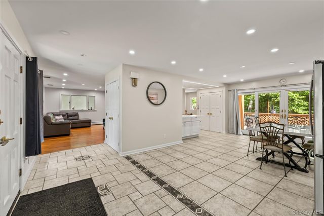11 Cliff Court, Monroe, NY 10950