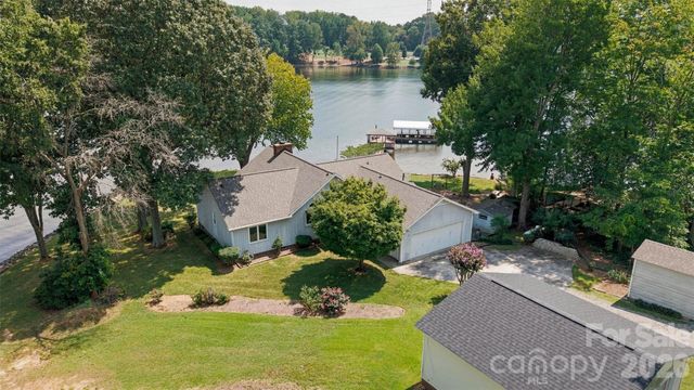 9109 Clement Circle, Terrell, NC 28682
