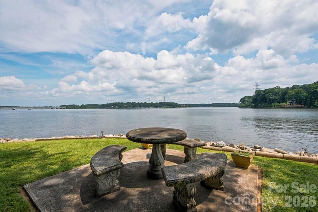 9109 Clement Circle, Terrell, NC 28682