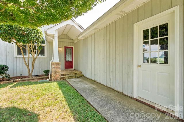 9109 Clement Circle, Terrell, NC 28682
