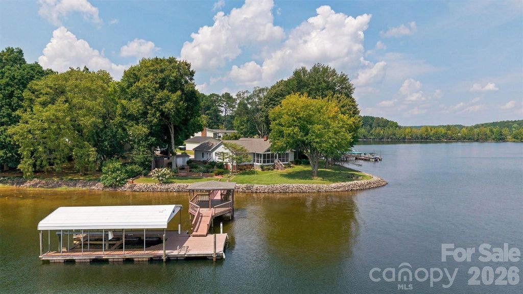 9109 Clement Circle, Terrell, NC 28682