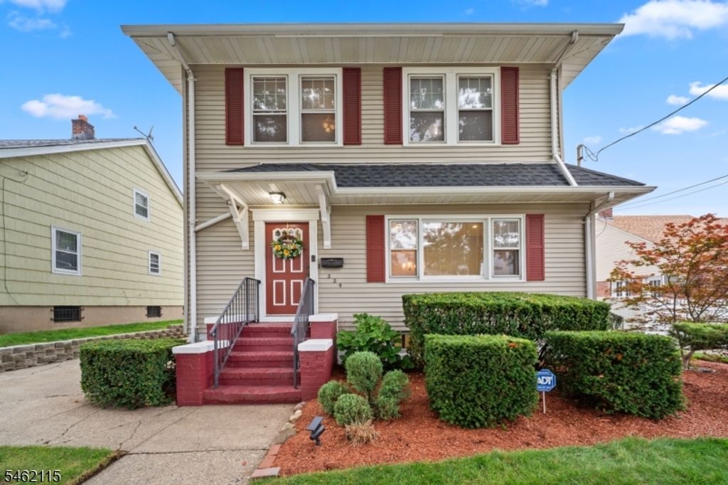 224 Luddington Ave, Clifton City, NJ 07011 — photo 2
