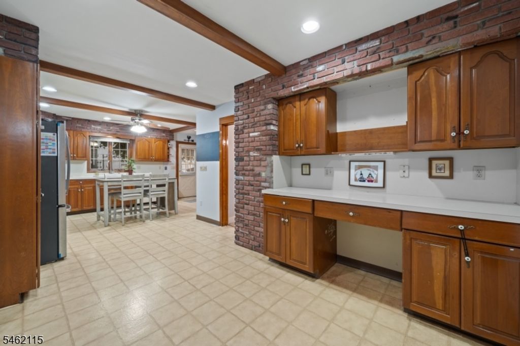 224 Luddington Ave, Clifton City, NJ 07011 — photo 4