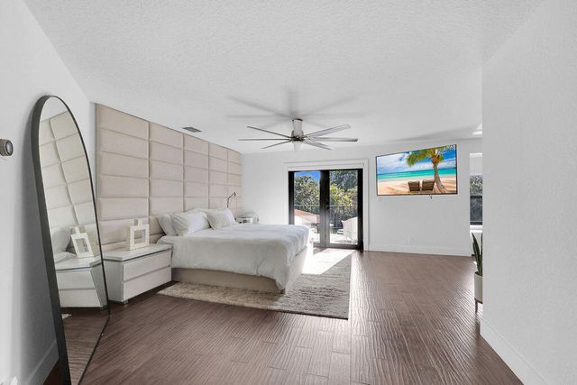 3541 Carlton Lane, Davie, FL 33330