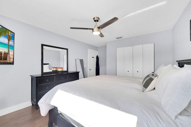 3541 Carlton Lane, Davie, FL 33330