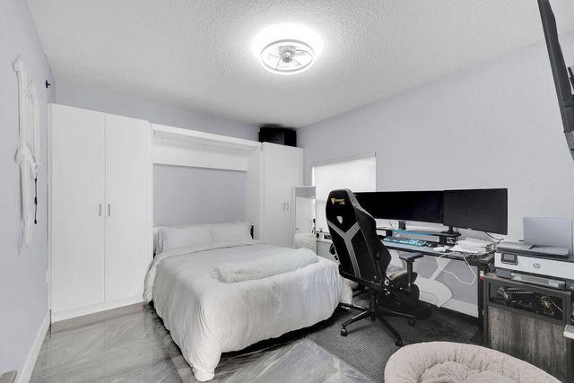 3541 Carlton Lane, Davie, FL 33330