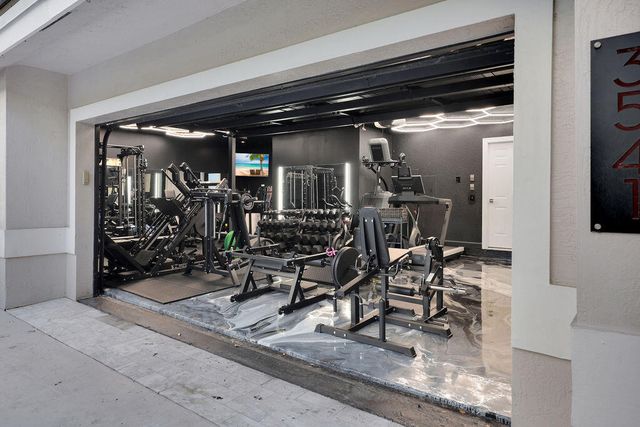 3541 Carlton Lane, Davie, FL 33330