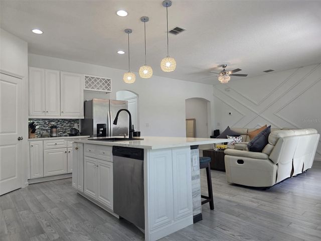 625 DISA DRIVE, Davenport, FL 33837