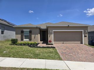 625 DISA DRIVE, Davenport, FL 33837