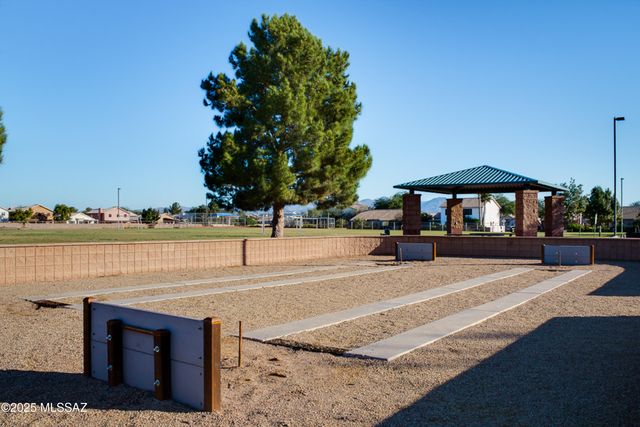 8941 N Willeta Drive, Tucson, AZ 85743