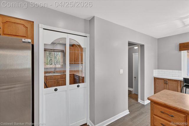 8303 Belle Bluff Drive, Grand Blanc Charter Township, MI 48439