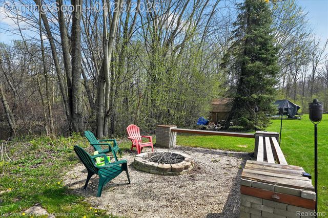 8303 Belle Bluff Drive, Grand Blanc Charter Township, MI 48439