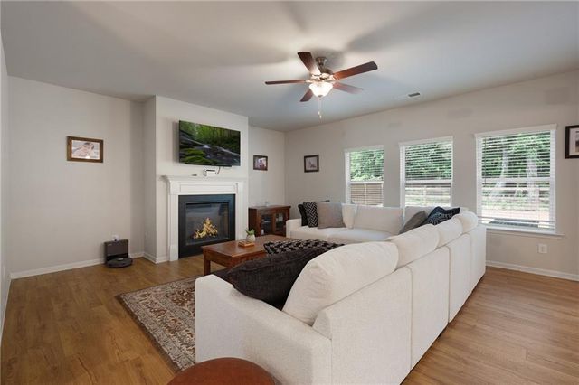 63 Woody Way NW, Adairsville, GA 30103