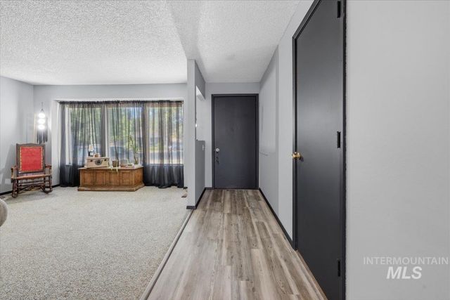8734 Austin, Garden City, ID 83714