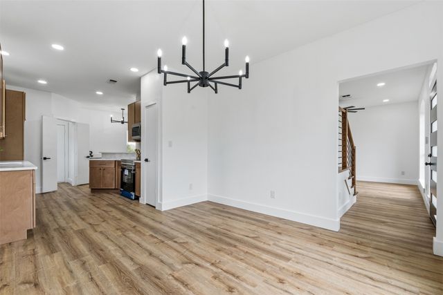 2712 Pioneer Lane, Lancaster, TX 75146