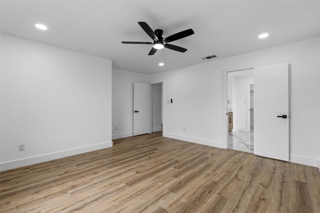 2712 Pioneer Lane, Lancaster, TX 75146