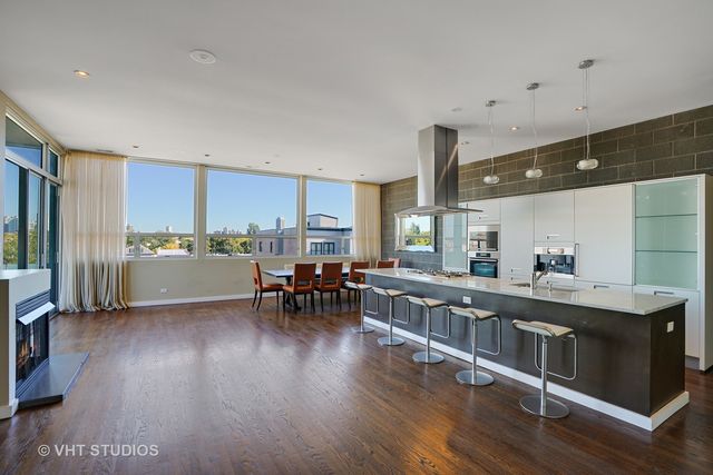 1750 N Clybourn Avenue 402, Chicago, IL 60614