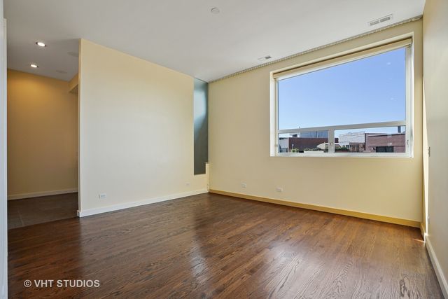 1750 N Clybourn Avenue 402, Chicago, IL 60614