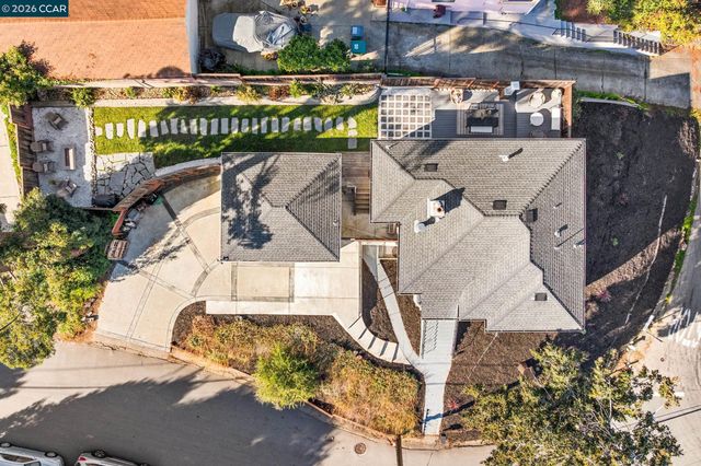 3649 Shone Ave, Oakland, CA 94605