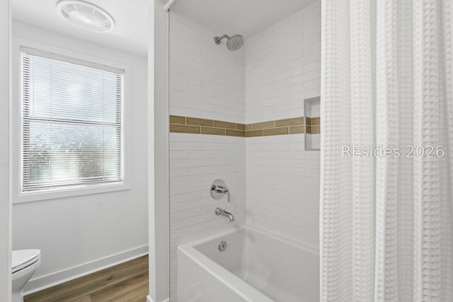 2 Shelter Cove Ln Apt 242, Hilton Head Island, SC 29928