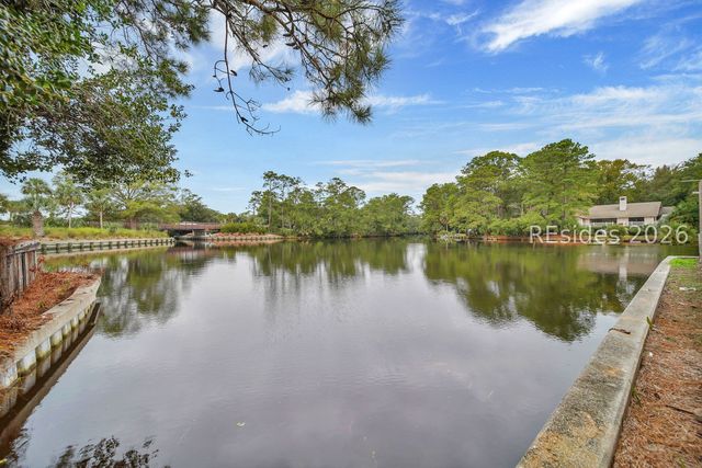 2 Shelter Cove Ln Apt 242, Hilton Head Island, SC 29928