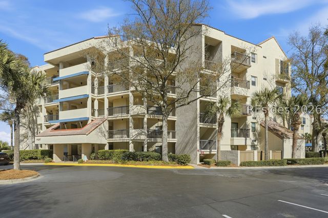 2 Shelter Cove Ln Apt 242, Hilton Head Island, SC 29928