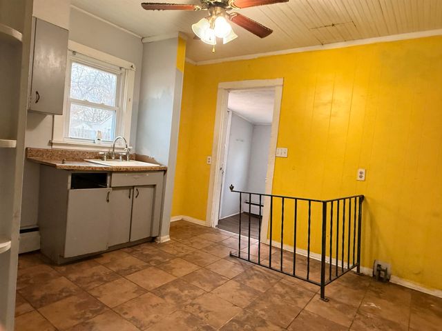 5417 10th Avenue, Moline, IL 61265