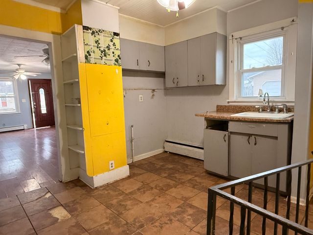 5417 10th Avenue, Moline, IL 61265