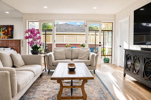 239 Oak Street, Salinas, CA 93901