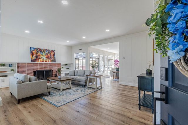 239 Oak Street, Salinas, CA 93901