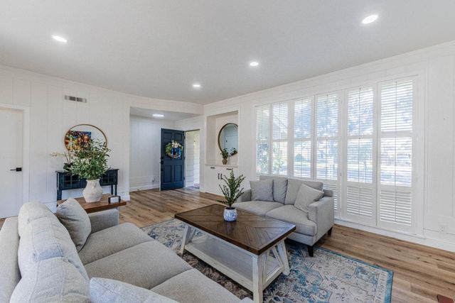 239 Oak Street, Salinas, CA 93901