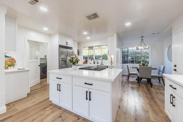 239 Oak Street, Salinas, CA 93901