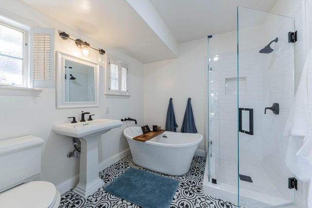 239 Oak Street, Salinas, CA 93901