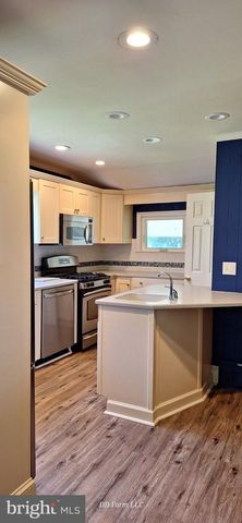 231 W PINE ST, Georgetown, DE 19947