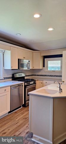 231 W PINE ST, Georgetown, DE 19947