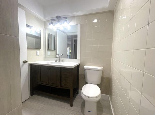 222 Piedmont E, Delray Beach, FL 33484